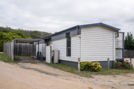 011_A_-_SHACK_